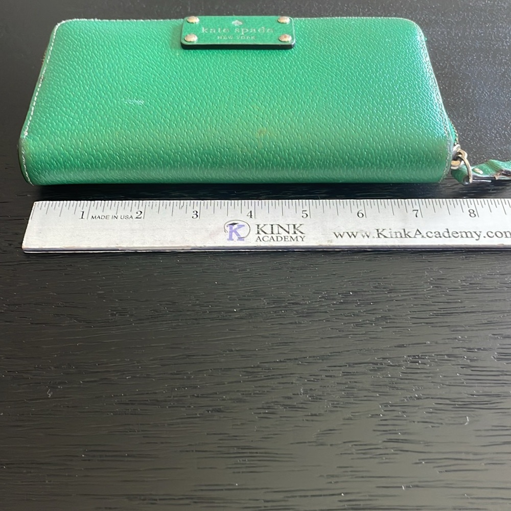 Kate Spade Wallet - Picture 9 of 10